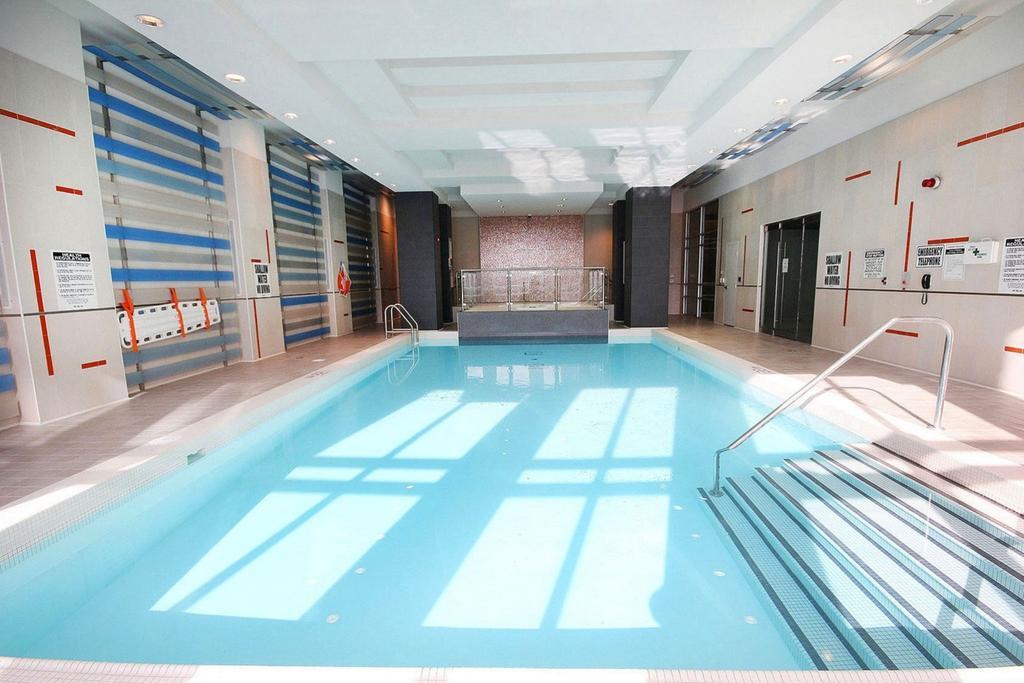 Napa Furnished Rental Apartments Square One Місісаґа Екстер'єр фото