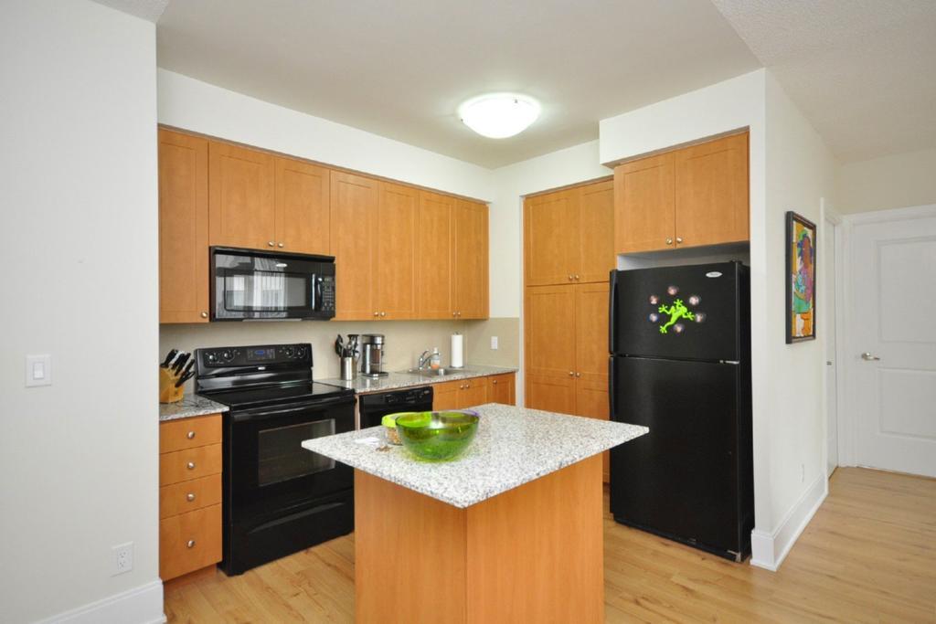 Napa Furnished Rental Apartments Square One Місісаґа Номер фото