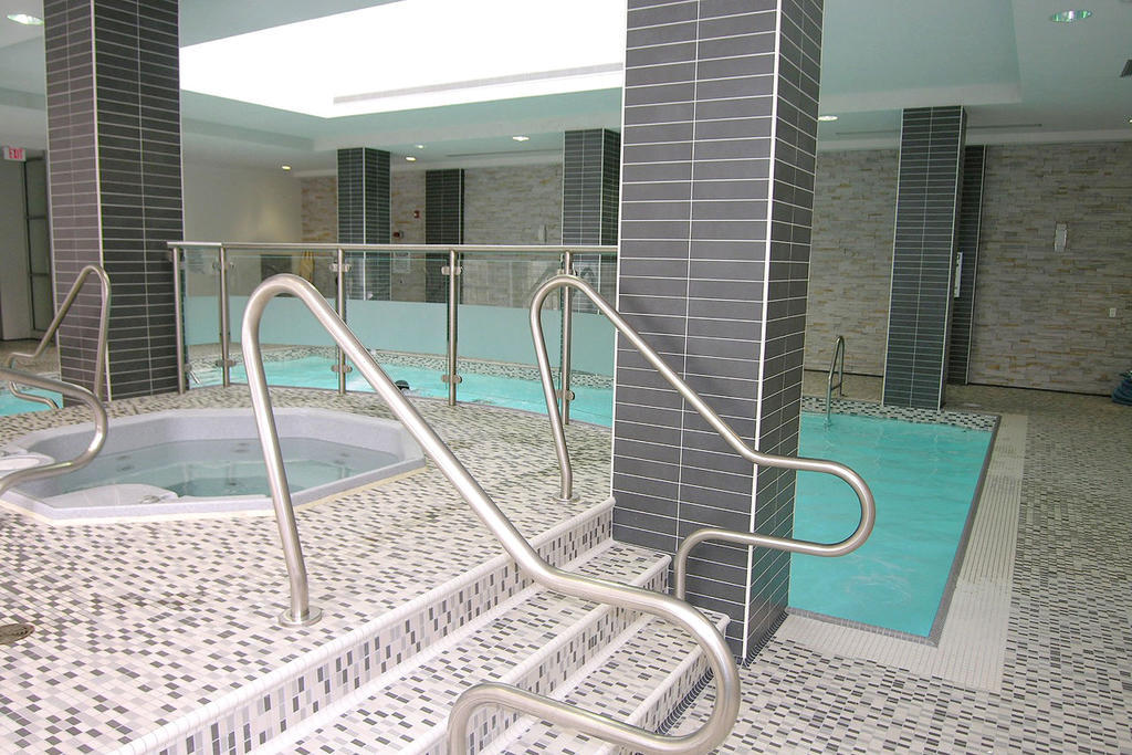 Napa Furnished Rental Apartments Square One Місісаґа Екстер'єр фото