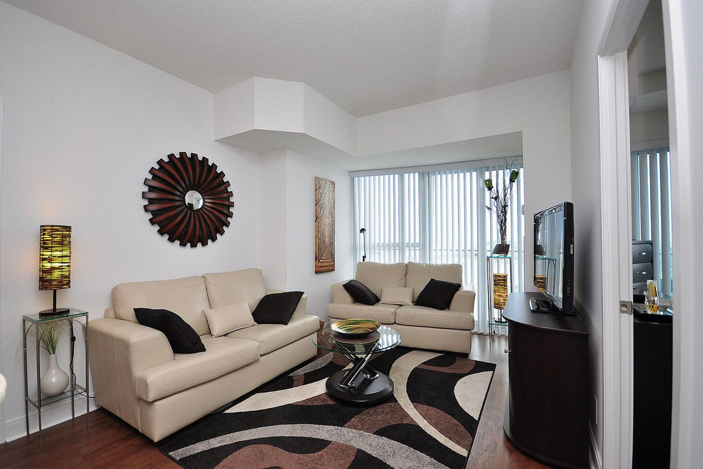 Napa Furnished Rental Apartments Square One Місісаґа Номер фото