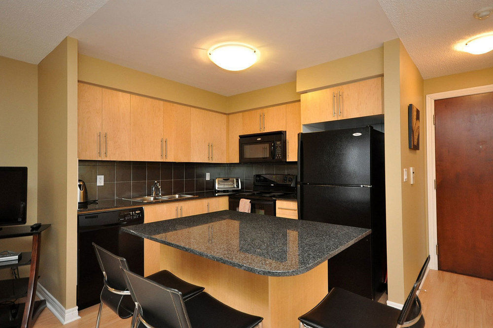 Napa Furnished Rental Apartments Square One Місісаґа Екстер'єр фото