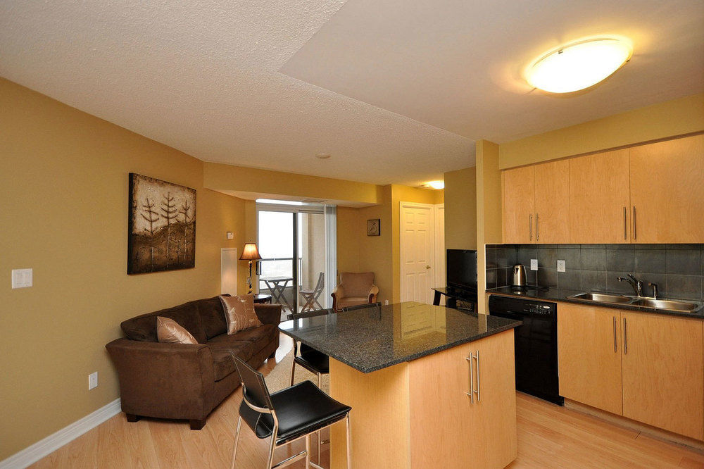 Napa Furnished Rental Apartments Square One Місісаґа Екстер'єр фото